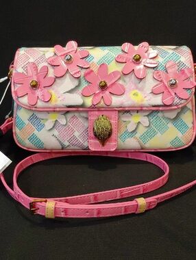 KURT GEIGER LONDON CAMDON FLAP FLOWER SHOULDER/CROSSBODY